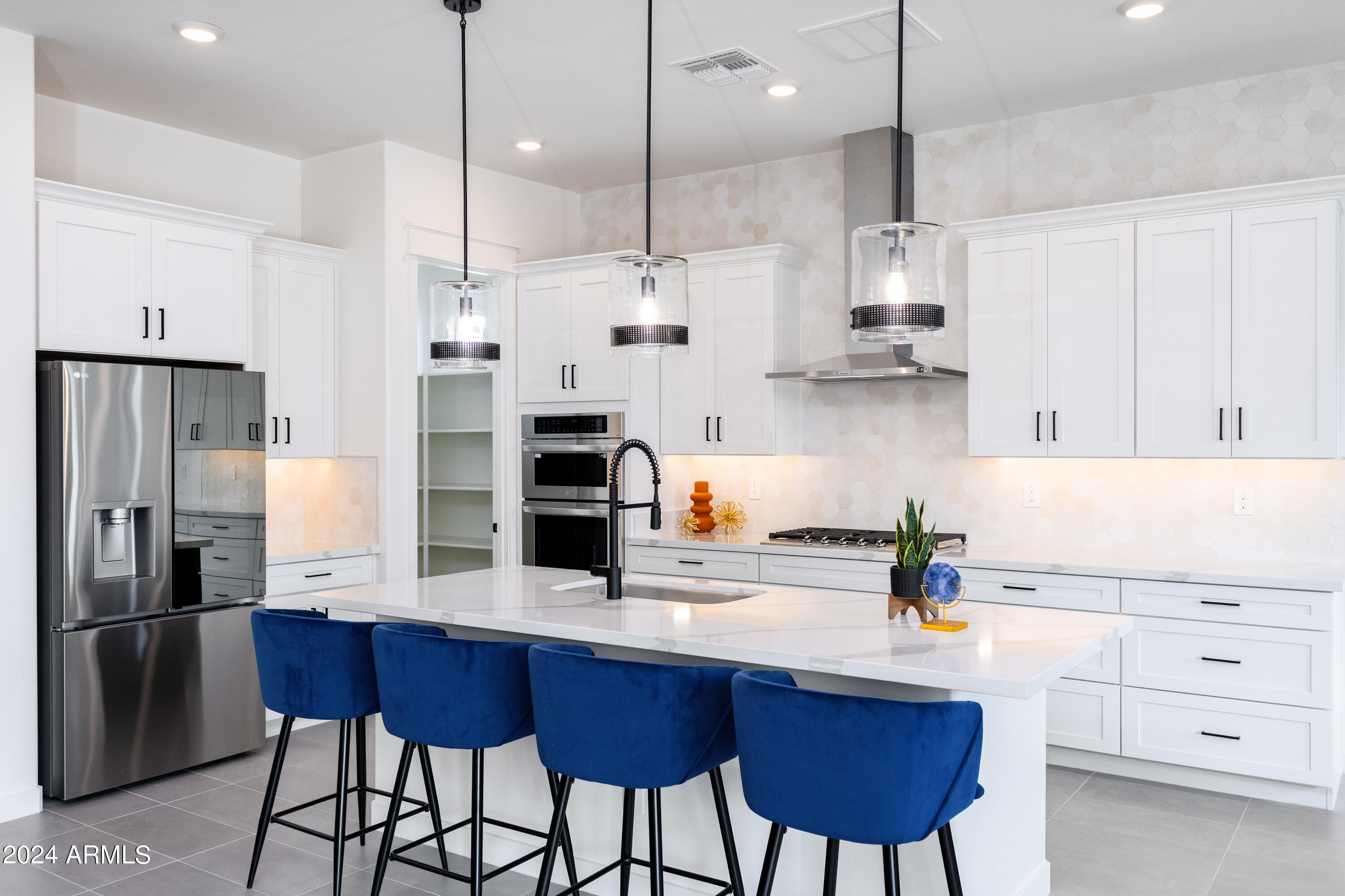 14407 North 75th Drive Peoria, AZ 85381 - Photo 5 of 41 14407 N 75th Dr # 12-10