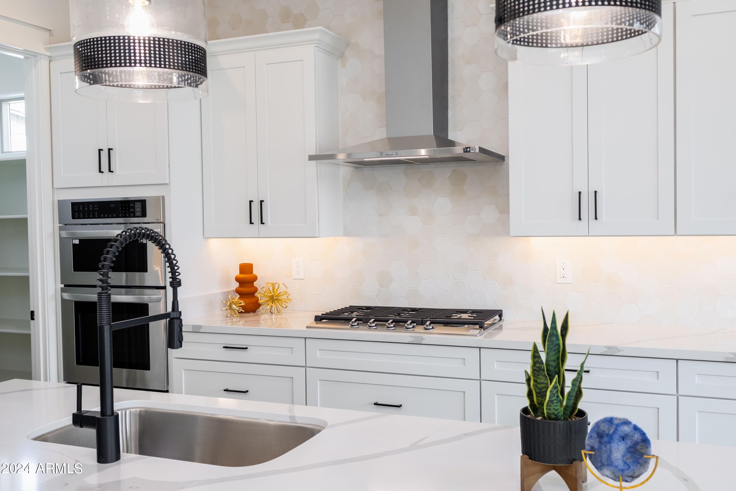 14407 North 75th Drive Peoria, AZ 85381 - Photo 9 of 41 14407 N 75th Dr # 12-14