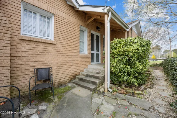 $265,000 | 107 North Griffin Street, Elizabeth City, NC 27909