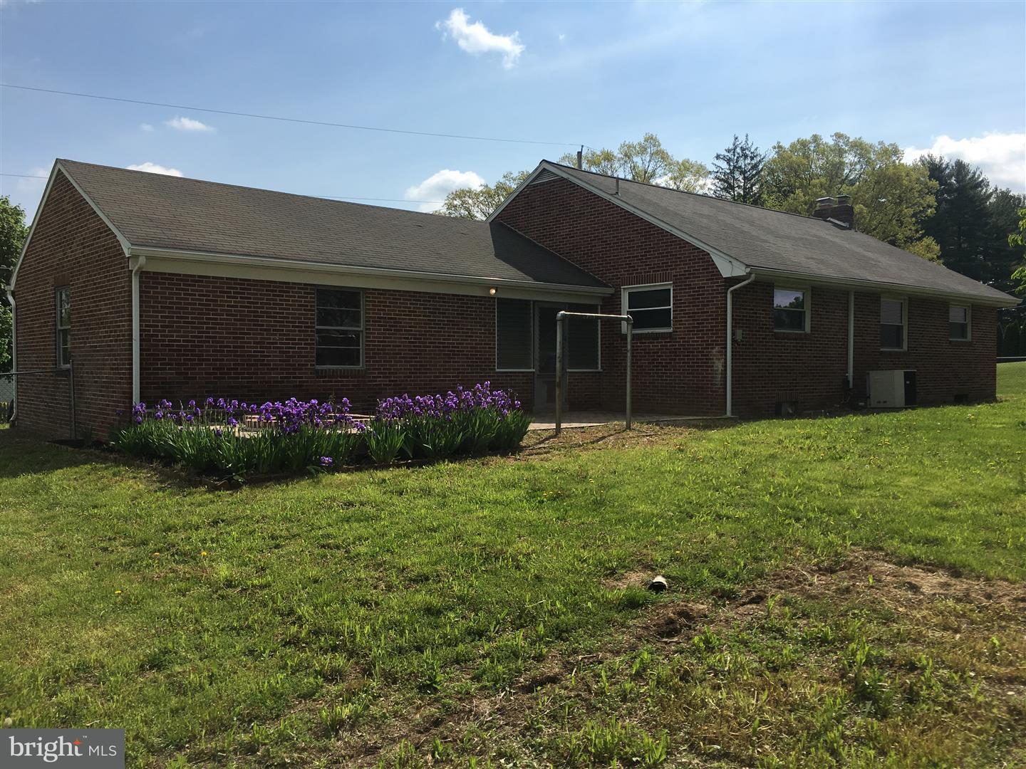 77 Impounding Dam Road Hanover, PA 17331 - Photo 2 of 22