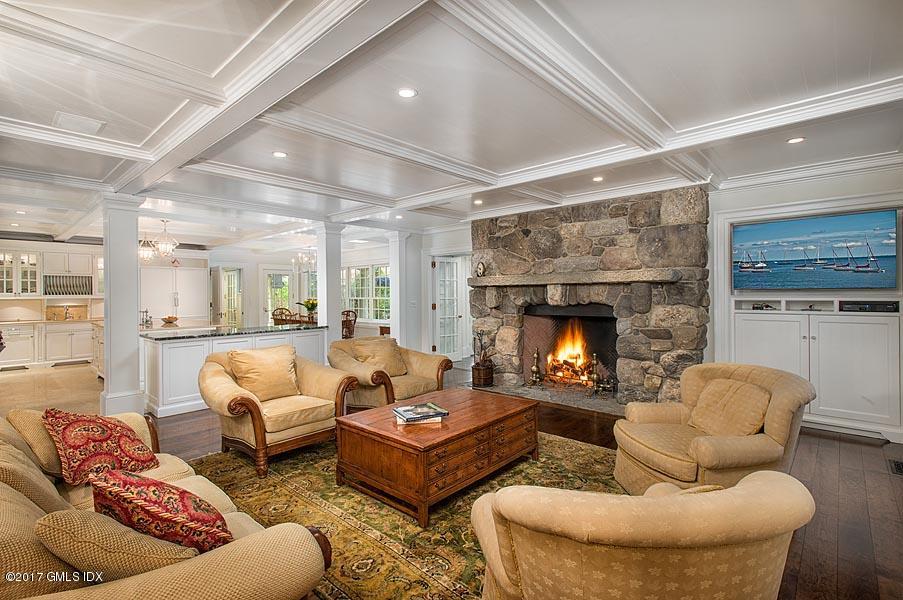 33 Meeting House Road Greenwich, CT 06831 - Photo 7 of 28 Family Room