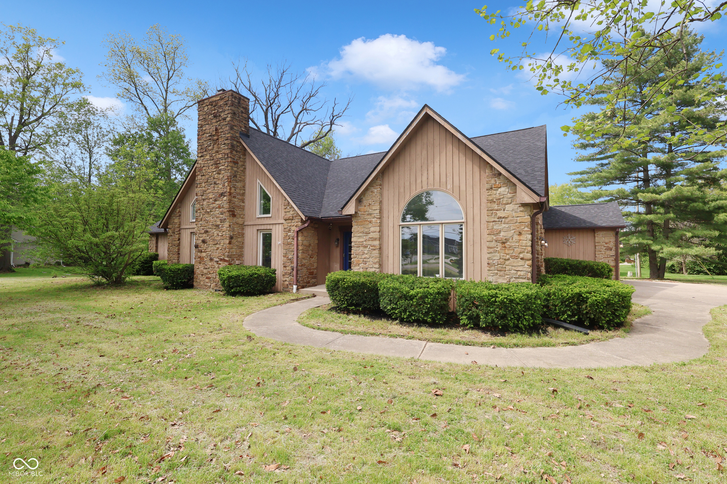 10602 Fall Road Fishers, IN 46037 - Photo 3 of 66