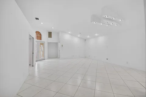 $699,000 | 7558 Ironbridge Circle, Delray Beach, FL 33446