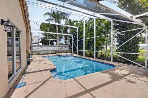 $699,000 | 7558 Ironbridge Circle, Delray Beach, FL 33446