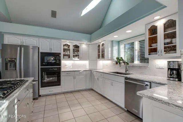 $775,000 | 129 Kiowa Way, Loudon, TN 37774