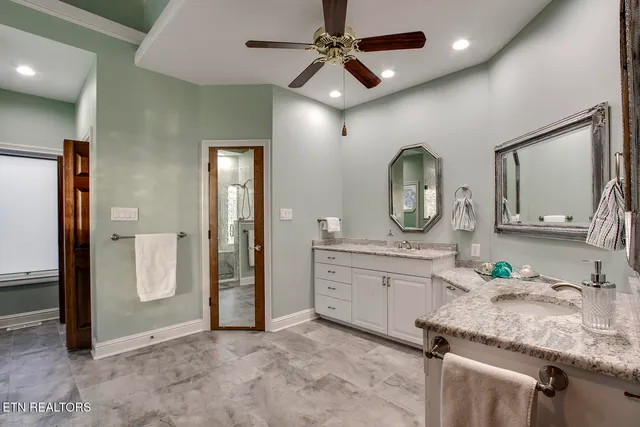 $775,000 | 129 Kiowa Way, Loudon, TN 37774