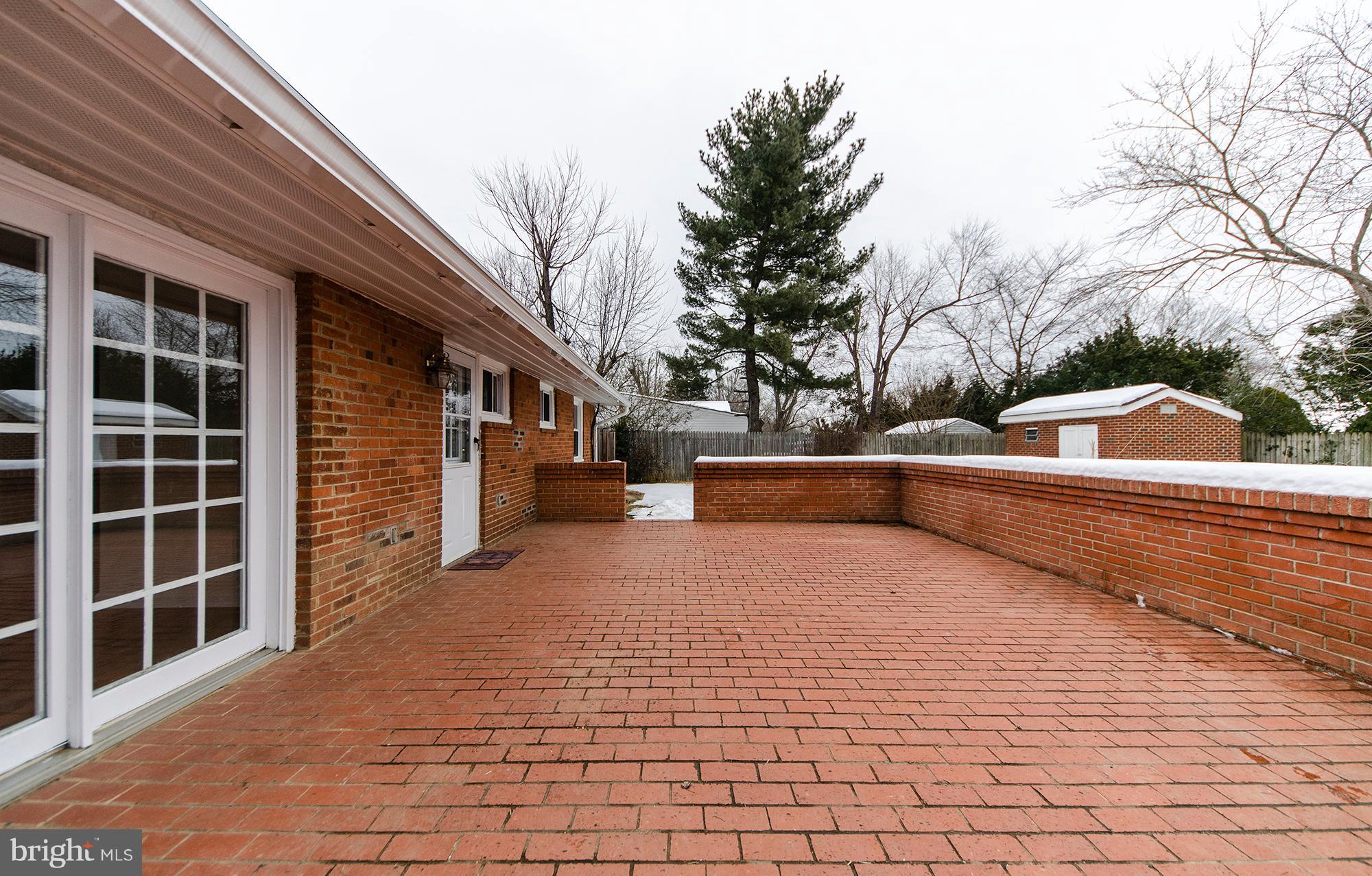 4011 Arcadia Road Alexandria, VA 22312 - Photo 28 of 32 Beautiful, large all brick Patio