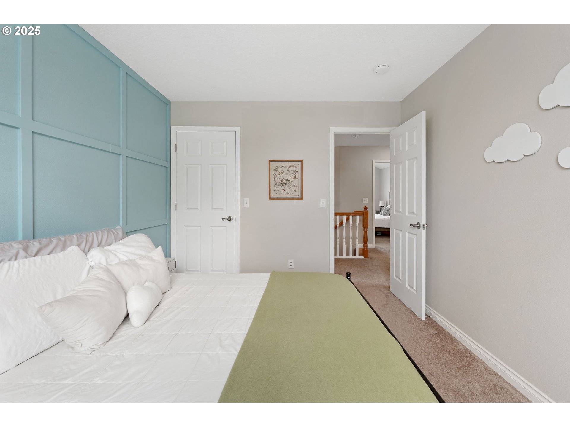 2326 Southeast Robin Lane Gresham, OR 97080 - Photo 23 of 33 a bedroom with a bed and a painting