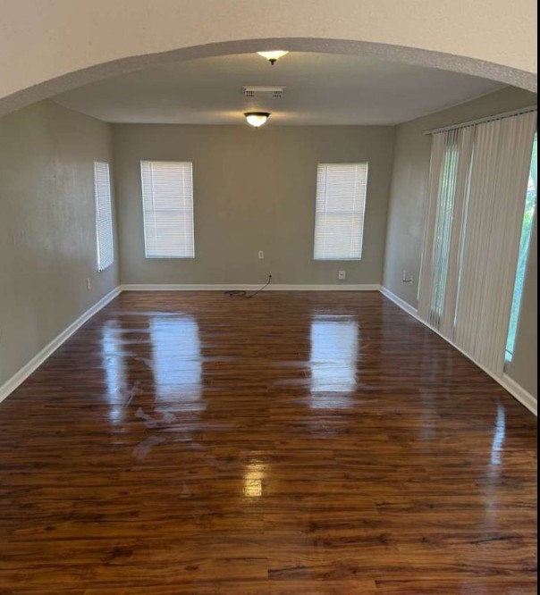 7805 Woodlyn Road Houston, TX 77028 - Photo 2 of 11