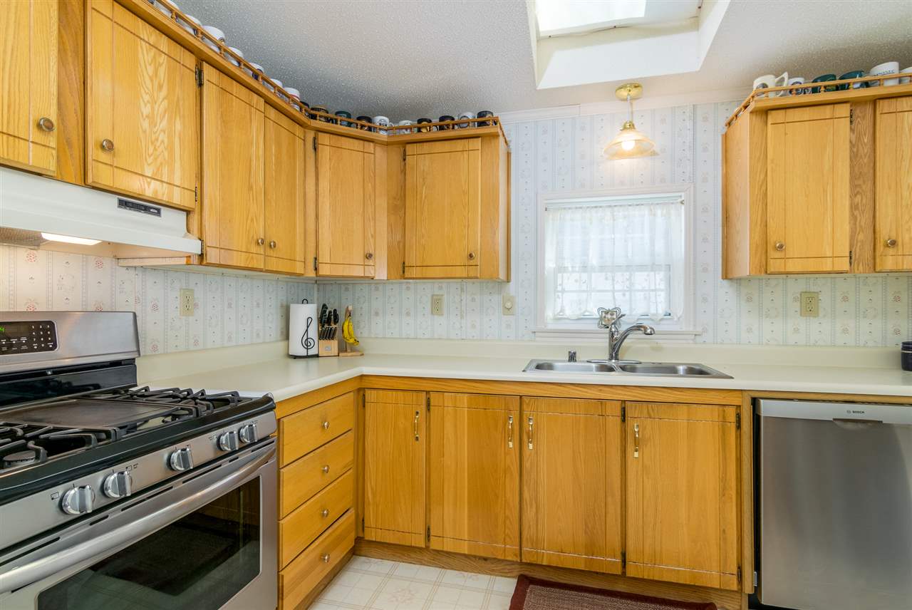 210 Stonehill Road Williston, VT 05495 - Photo 4 of 32 Gallery Image 4
