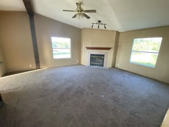 $1,999 | 102 Bailey Street, Van Alstyne, TX 75495