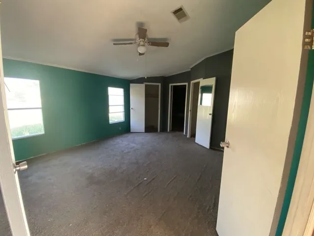 $1,999 | 102 Bailey Street, Van Alstyne, TX 75495