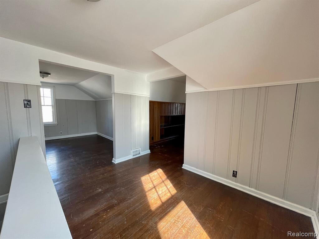 5299 Farmbrook Street Detroit, MI 48224 - Photo 12 of 20 20230506154548165137000000-o