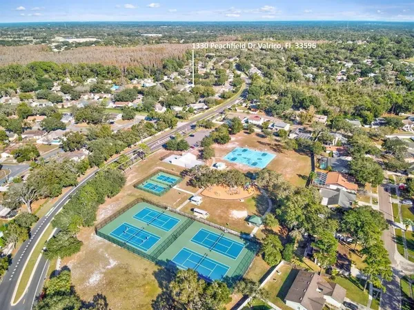 $3,950 | 1330 Peachfield Drive, Valrico, FL 33596