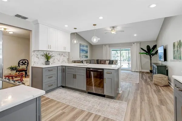 $3,950 | 1330 Peachfield Drive, Valrico, FL 33596