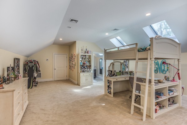 34 Colony Road Lexington, MA 02420 - Photo 23 of 30 Gallery Image 23