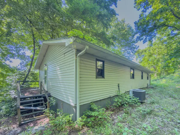 $93,000 | 106 Arwood Hill Road, Hampton, TN 37658