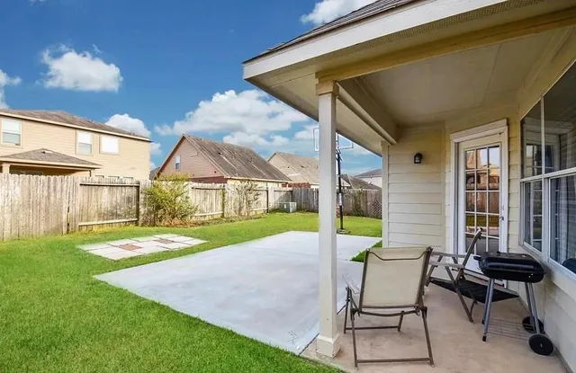 $2,250 | 22427 Stamford Brook Court, Katy, TX 77449