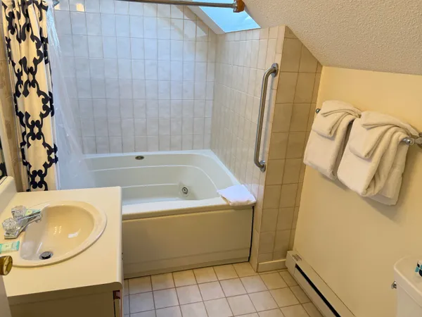 $60,000 | 9 Mountain Sun Way, Unit 20C, Waterville Valley, NH 03215