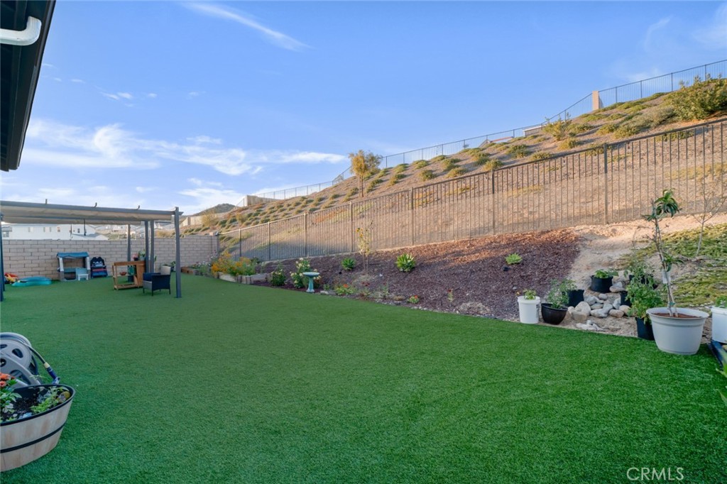 28619 Sunny Ridge Terrace Castaic, CA 91384 - Photo 42 of 60