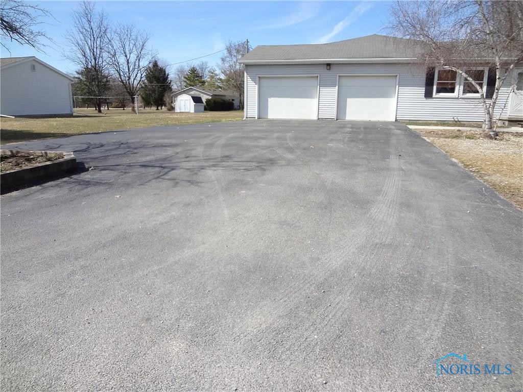 5215 Dewitt Road Fostoria, OH 44830 - Photo 3 of 24 Gallery Image 3