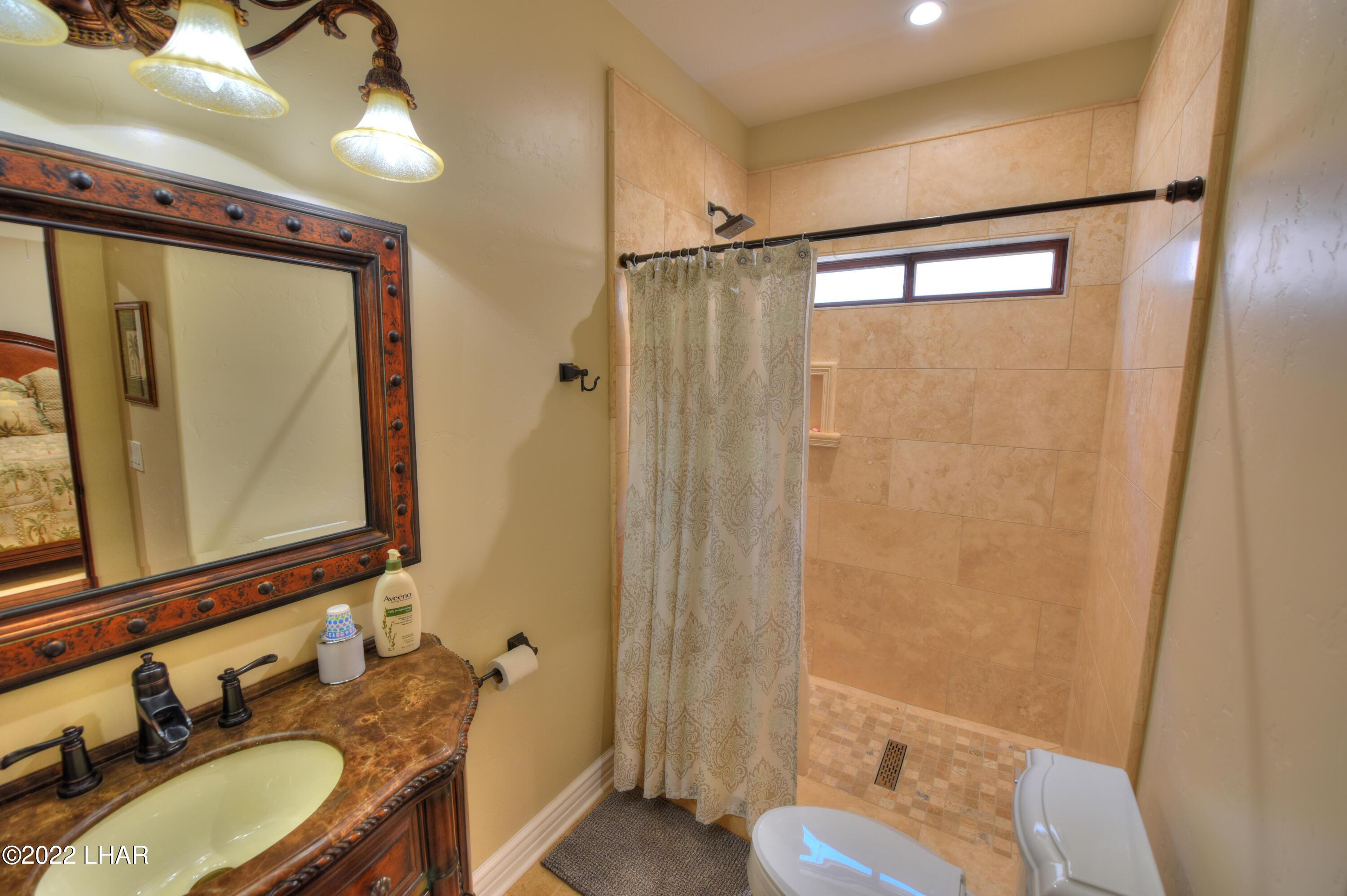 9396 Riverside Drive Parker, AZ 85344 - Photo 42 of 81 SECOND BATHROOM