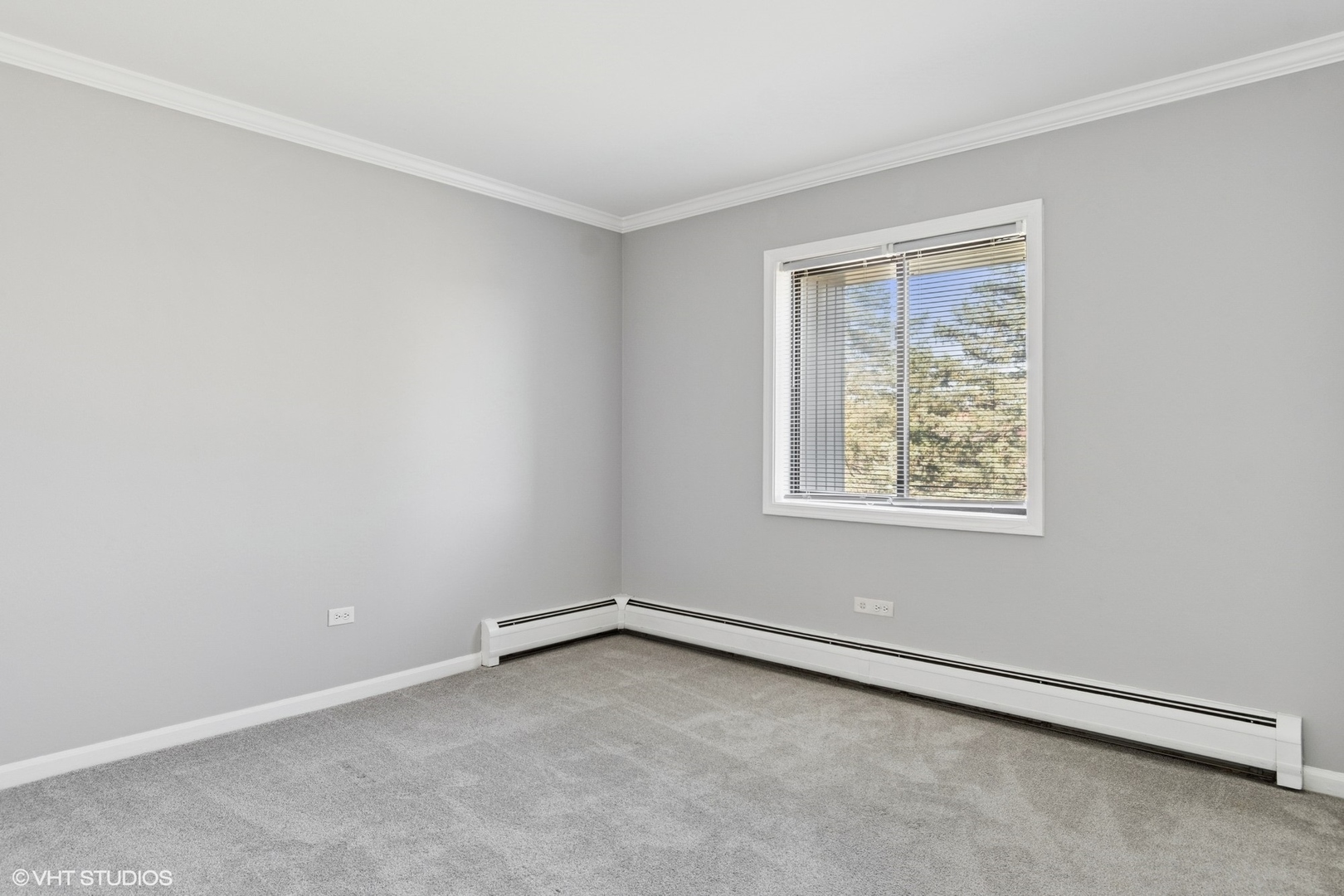114 East Bailey Road, Unit L Naperville, IL 60565 - Photo 6 of 11