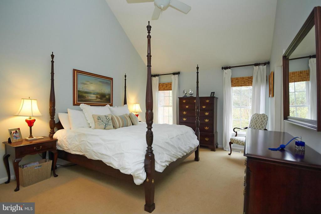3865 Inverness Road Fairfax, VA 22033 - Photo 14 of 30 Bedroom (Master)