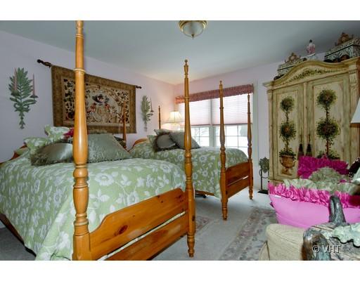 36W486 Bristol Road St. Charles, IL 60175 - Photo 11 of 16