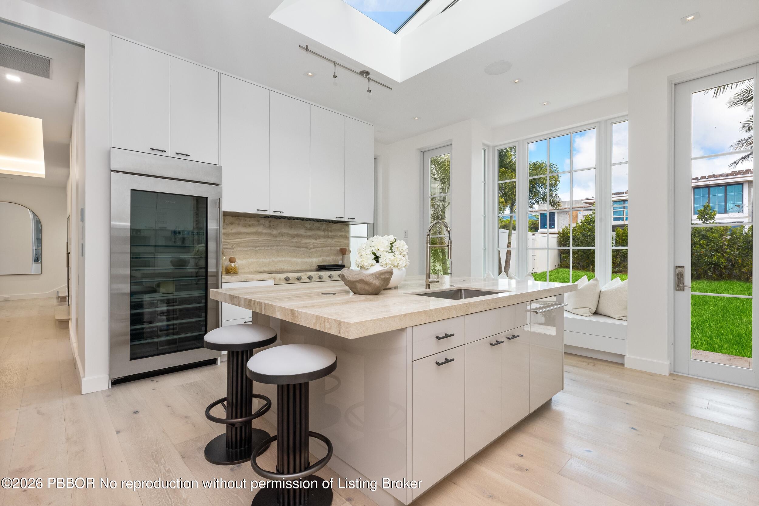 301 Plantation Road Palm Beach, FL 33480 - Photo 15 of 84 Kitchen