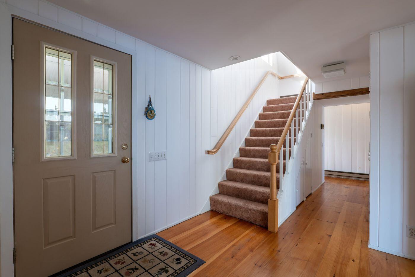 17 Mill Pond Road Gouldsboro, ME 04624 - Photo 8 of 34 W9-ME2025-8SandCoveCottage