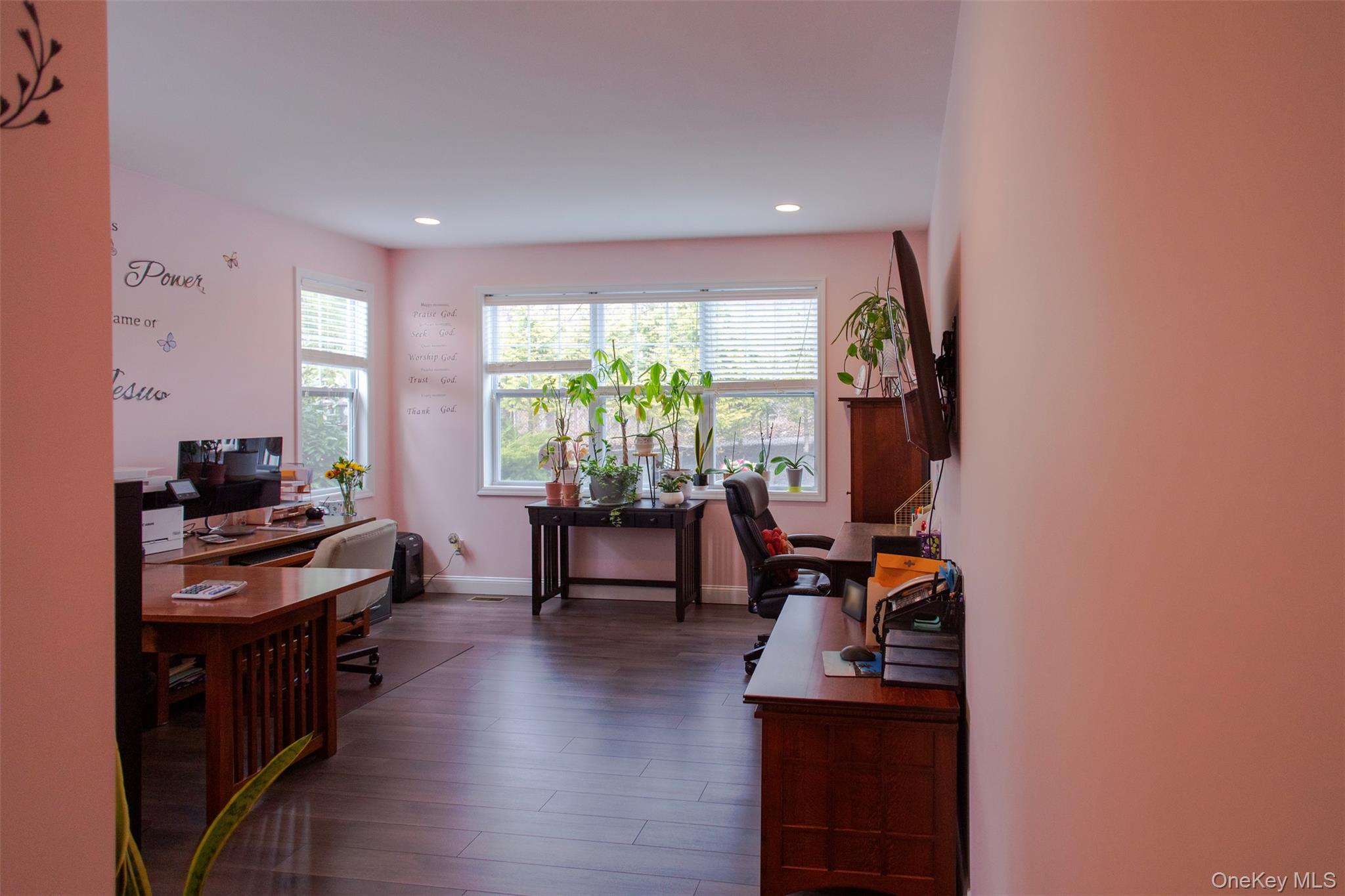 29 Wild Flower Drive Ridge, NY 11961 - Photo 13 of 46