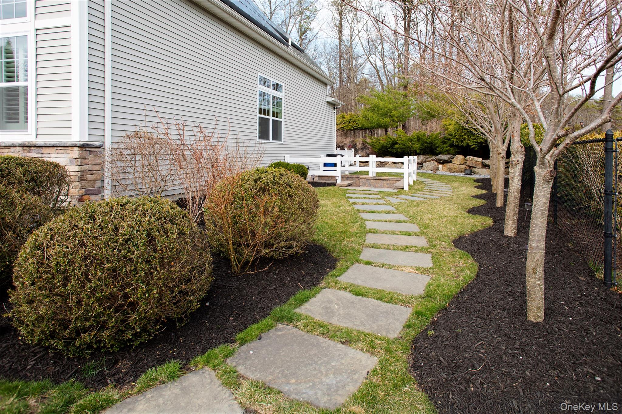 29 Wild Flower Drive Ridge, NY 11961 - Photo 27 of 46