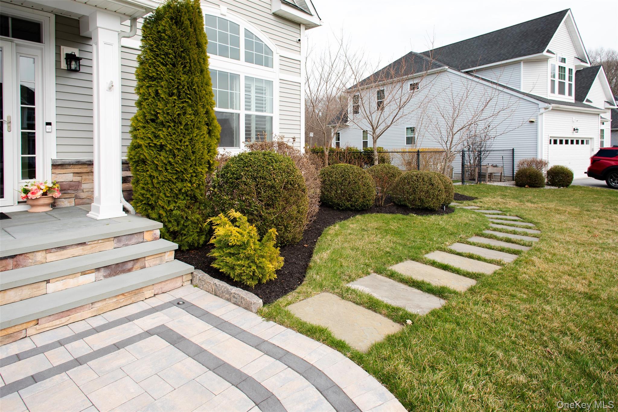 29 Wild Flower Drive Ridge, NY 11961 - Photo 28 of 46