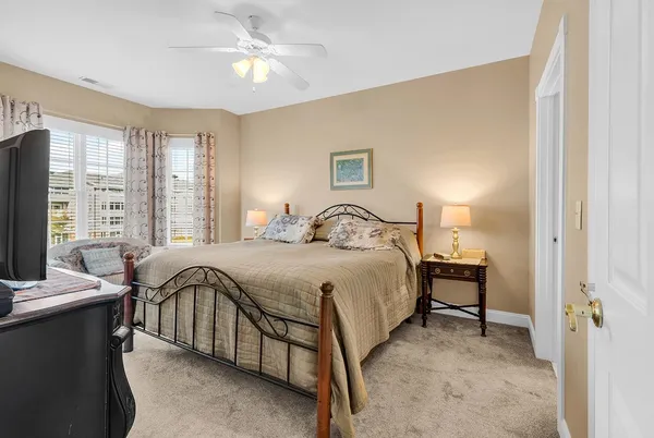 $229,900 | 4823 Magnolia Lake Drive, Unit 302, Myrtle Beach, SC 29577