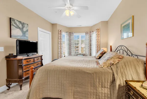 $229,900 | 4823 Magnolia Lake Drive, Unit 302, Myrtle Beach, SC 29577