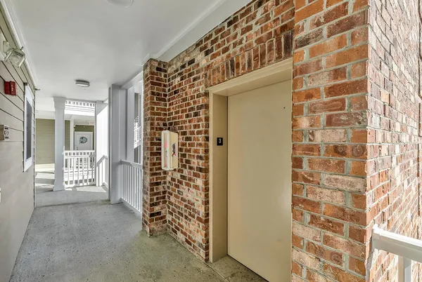 $229,900 | 4823 Magnolia Lake Drive, Unit 302, Myrtle Beach, SC 29577