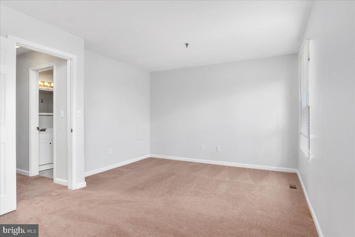 334 East Baltimore Street Taneytown, MD 21787 - Photo 6 of 31 a view of an empty room