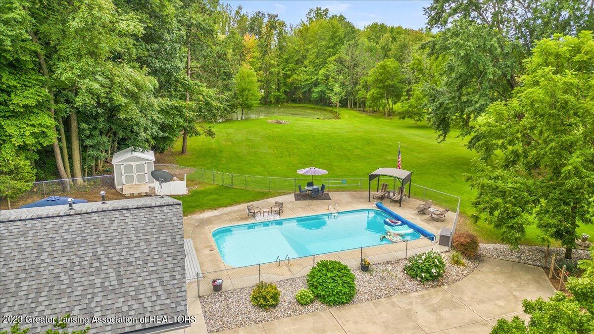 2406 East Herbison Road Bath, MI 48808 - Photo 5 of 63 30-Media Jett-8