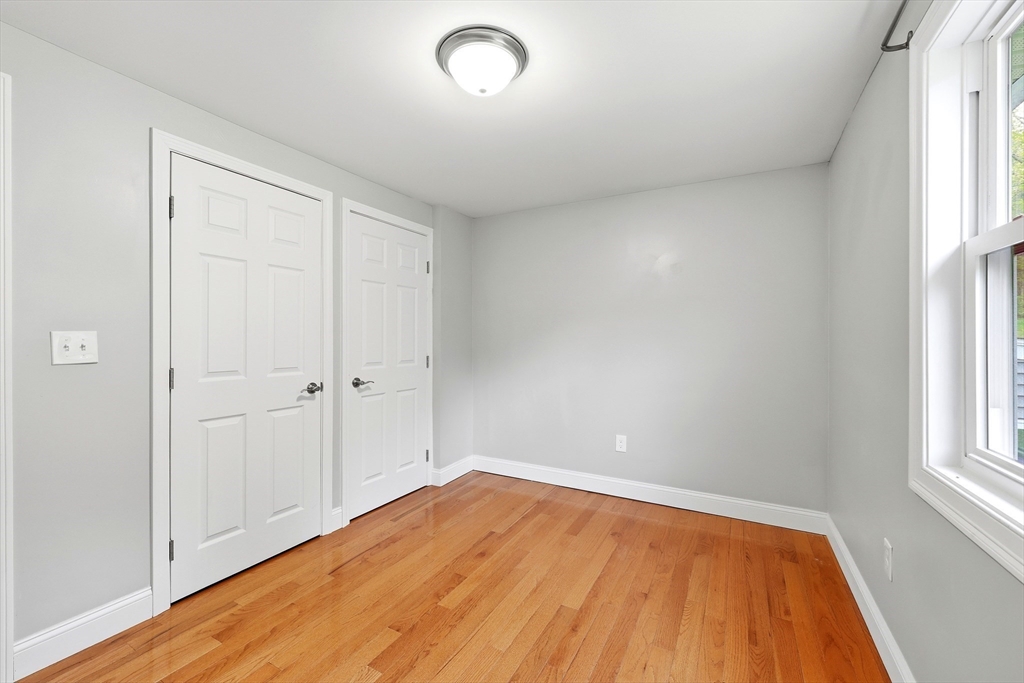 1185 Bay Road Amherst, MA 01002 - Photo 22 of 38