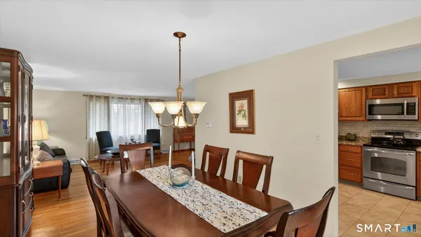 $450,000 | Undisclosed Address, South Windsor, CT 06074