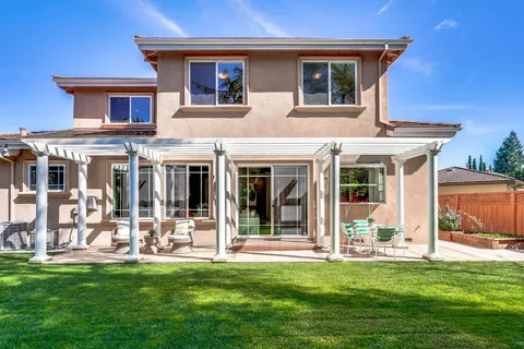 $4,800,000 | 10411 Glencoe Drive, Cupertino, CA 95014