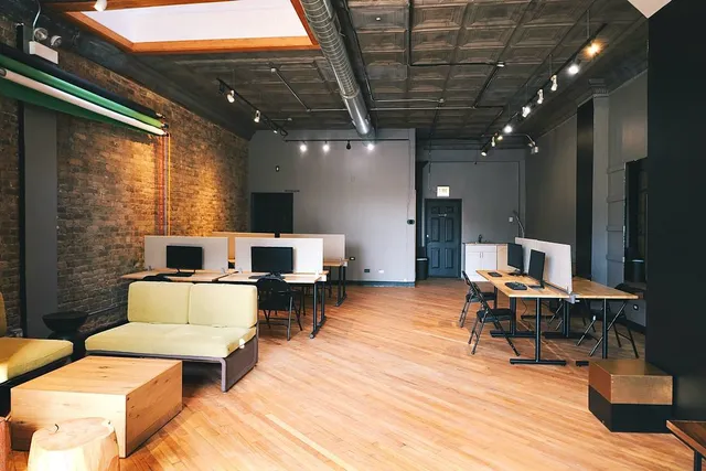 $2,500 | 1415 North Ashland Avenue, Unit STOREFRONT, Chicago, IL 60622