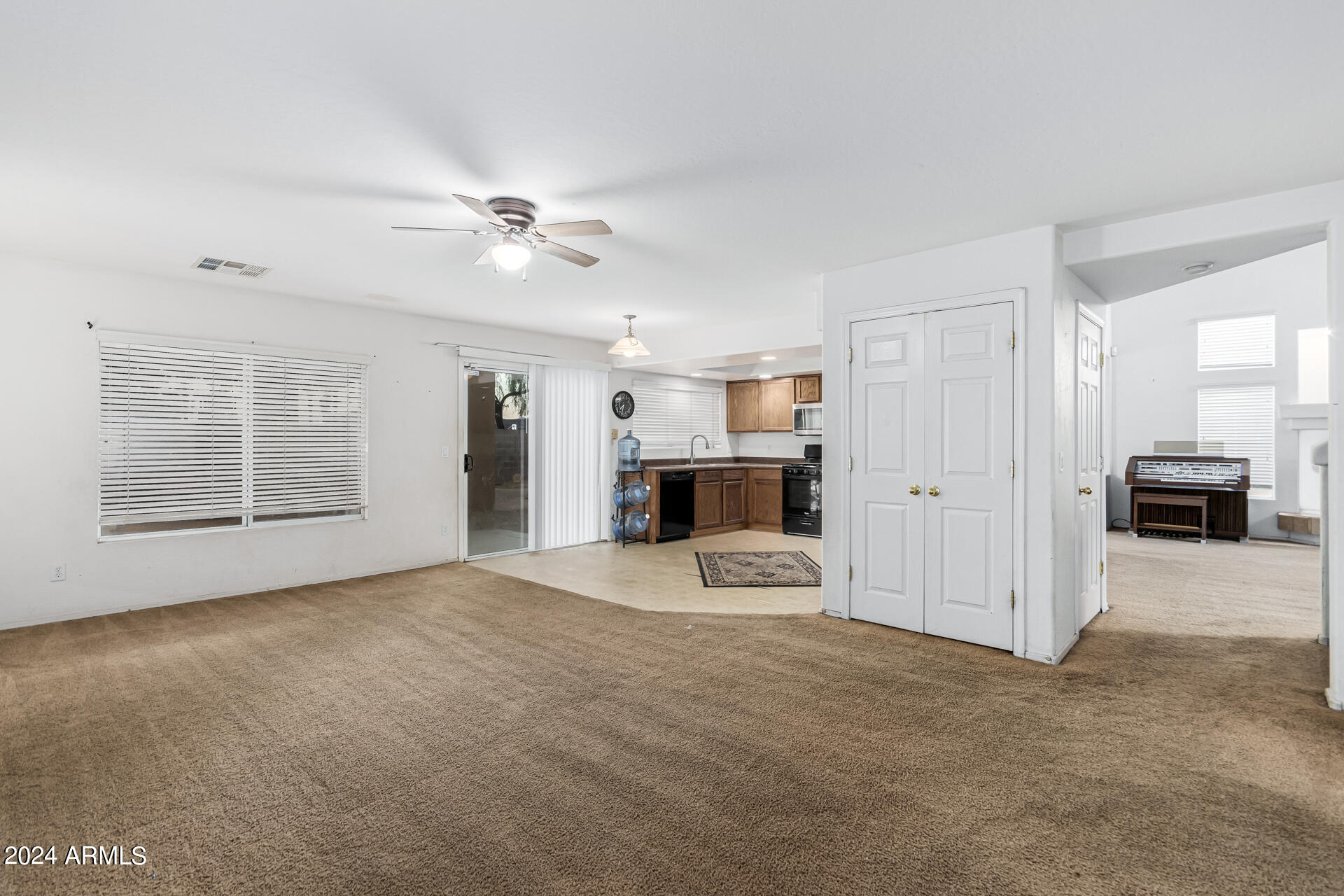 15813 West Boca Raton Road Surprise, AZ 85379 - Photo 20 of 51 21 - Boca Raton
