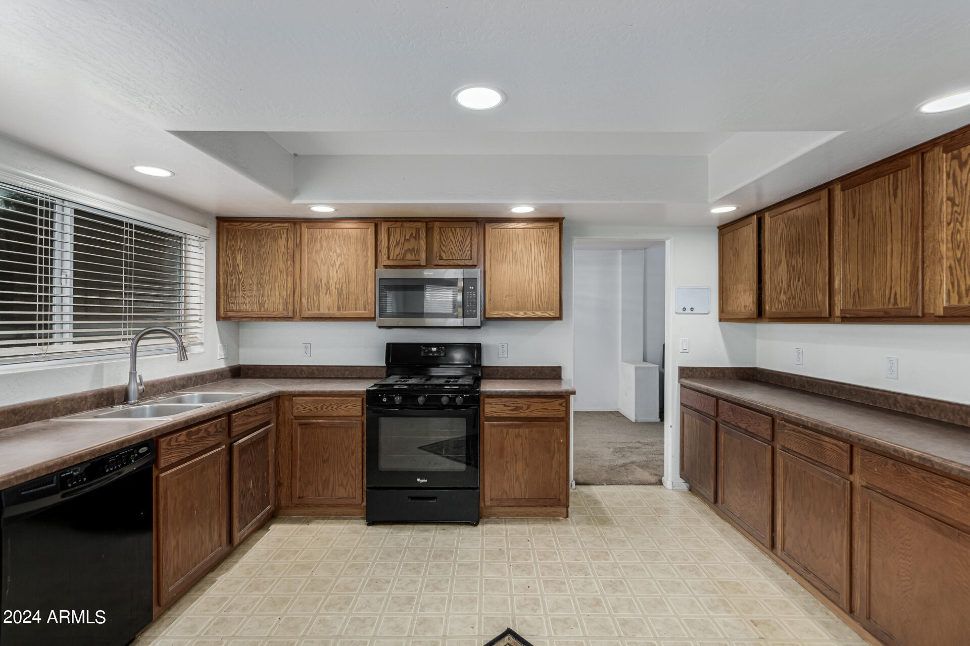 15813 West Boca Raton Road Surprise, AZ 85379 - Photo 22 of 51 24 - Boca Raton
