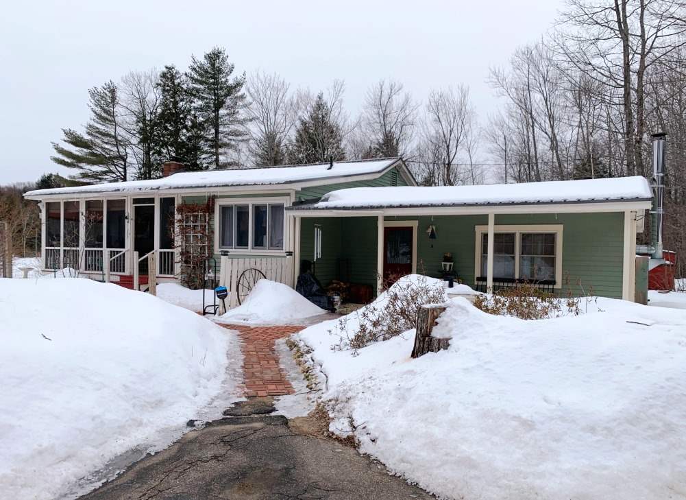 28 Gerrish Road Salisbury, NH 03268 - Photo 1 of 5