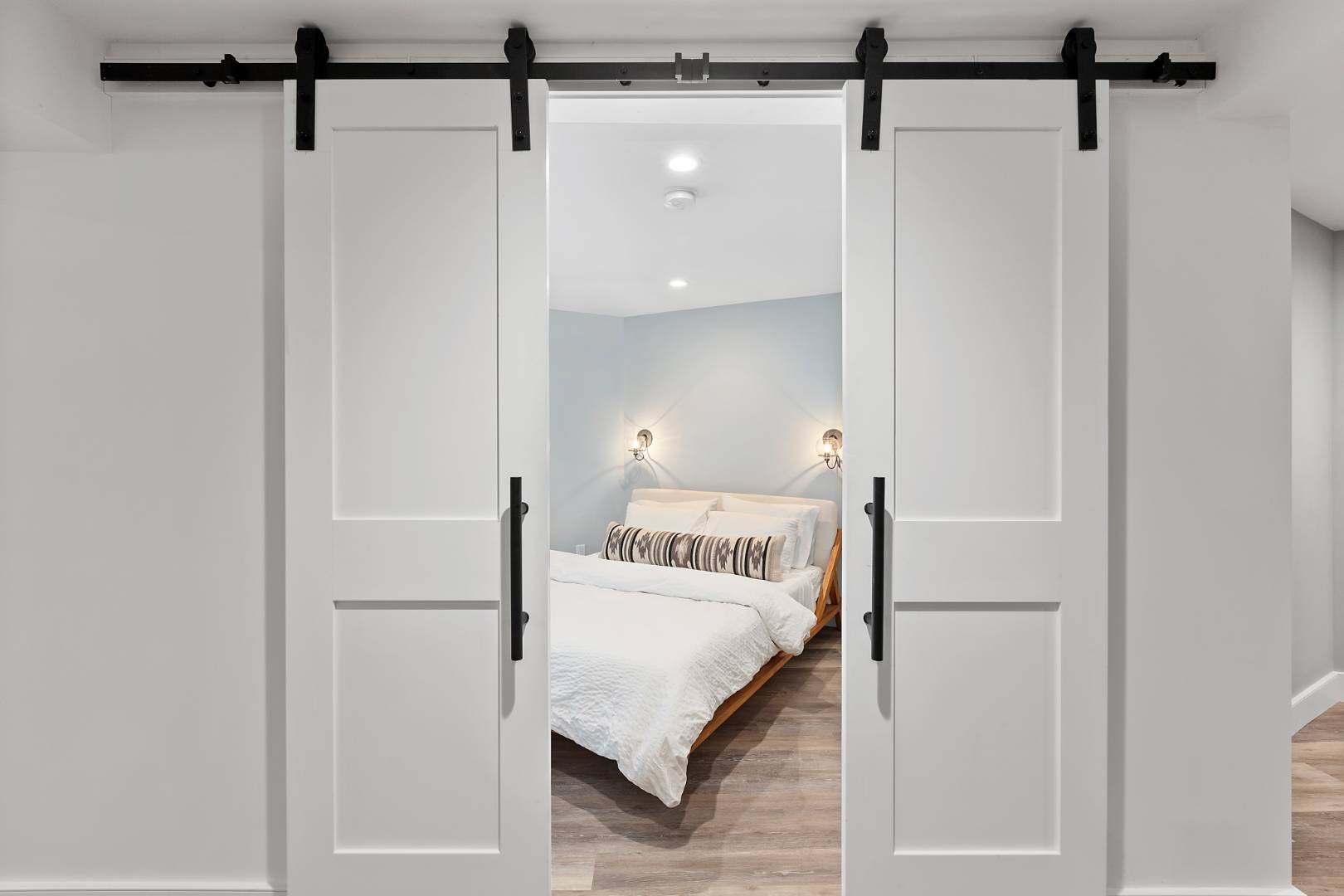 73 Water Hole Road East Hampton, NY 11937 - Photo 11 of 17 Gallery Image 11