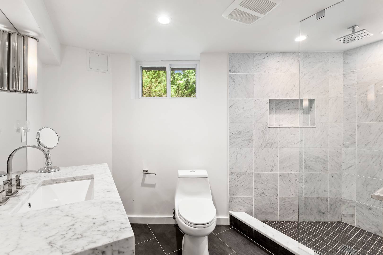 73 Water Hole Road East Hampton, NY 11937 - Photo 13 of 17 Gallery Image 13