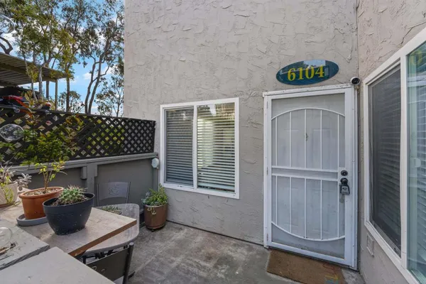 $449,900 | 6333 College Grove Way, Unit 6104, San Diego, CA 92115