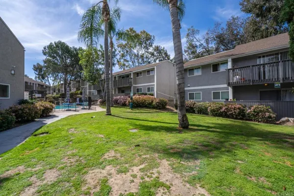 $449,900 | 6333 College Grove Way, Unit 6104, San Diego, CA 92115